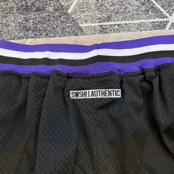 Sacramento Kings Black Basketball Shorts - Picture 6 of 6